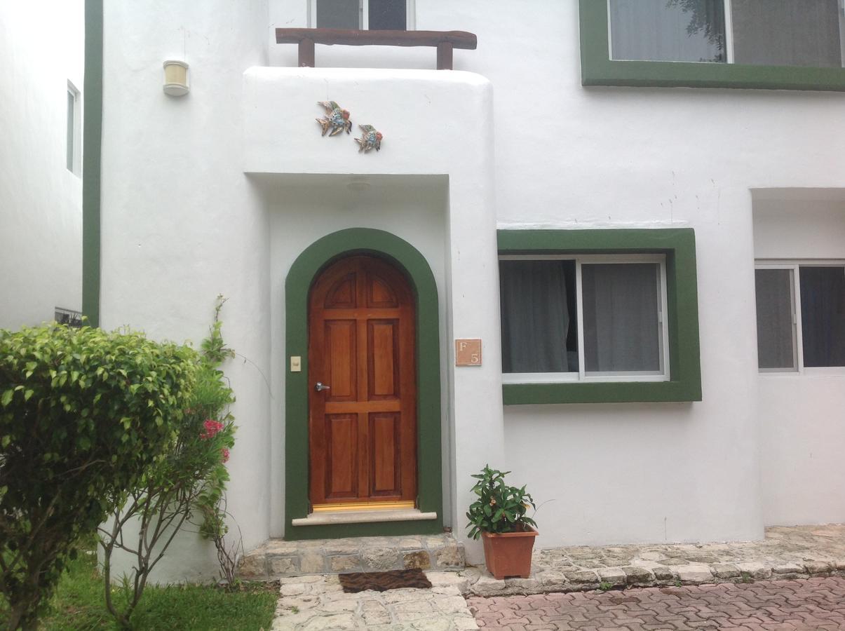 Casa Pili Bed and Breakfast Playa del Carmen Exterior foto