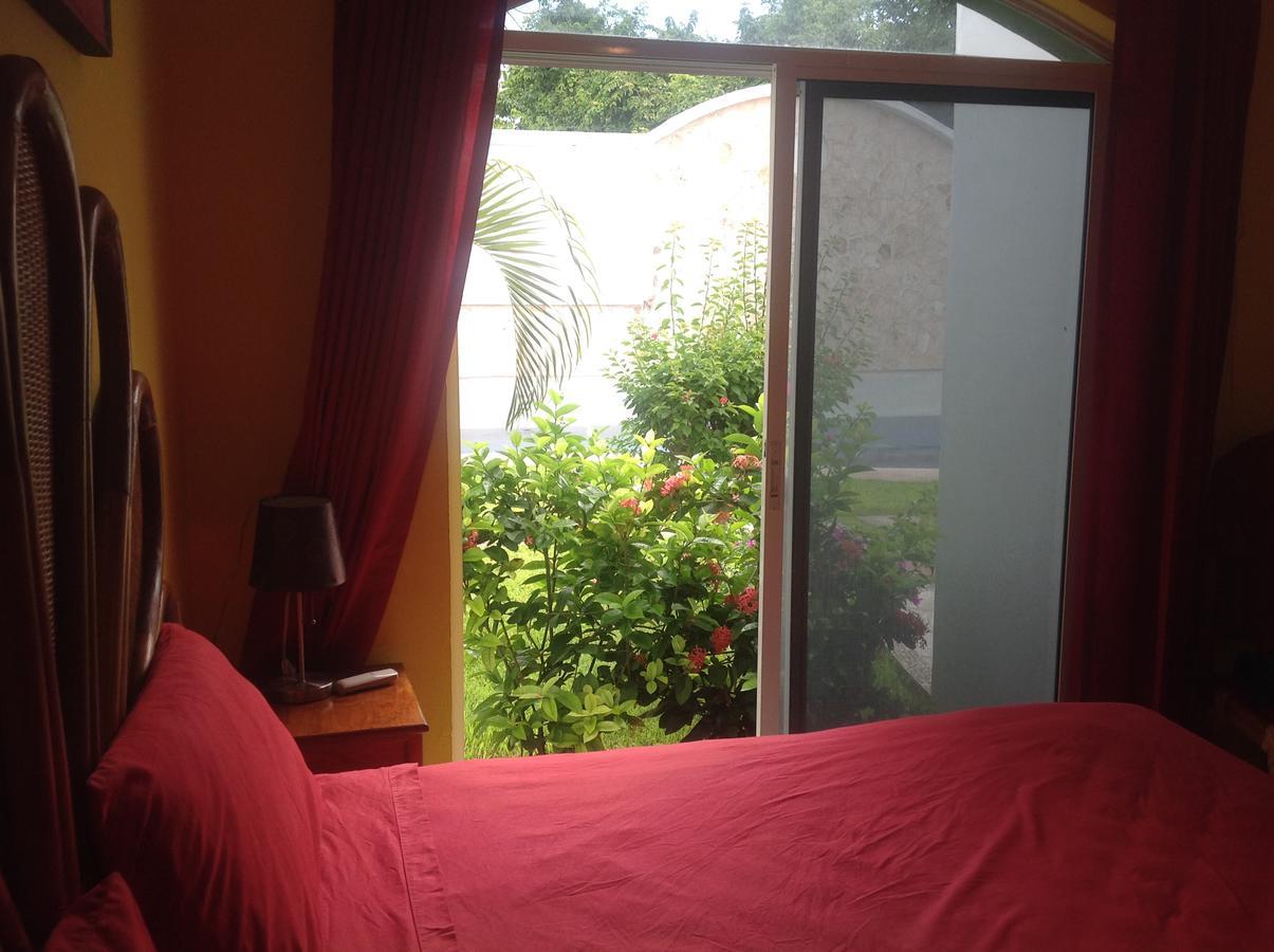 Casa Pili Bed and Breakfast Playa del Carmen Exterior foto