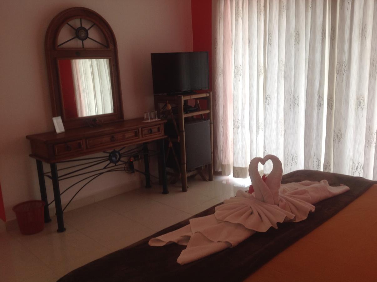 Casa Pili Bed and Breakfast Playa del Carmen Exterior foto